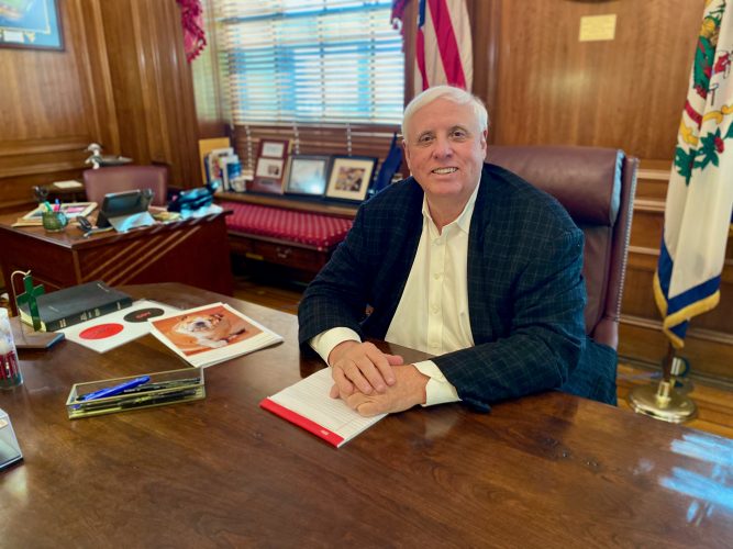 Justice Looks Back at ‘Hard’ 2020, Expresses Optimism for 2021